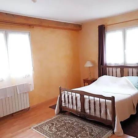 D'hotes La Noyeraie 3*